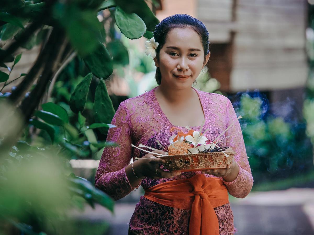 Bale Gede Lembongan Otel Dış mekan fotoğraf